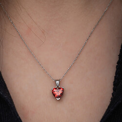 Gümüş Kırmızı Taşlı Kalpli Kadın Kolye - Thumbnail