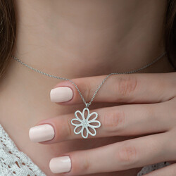 Gümüş Çiçek Bayan Kolye - Thumbnail