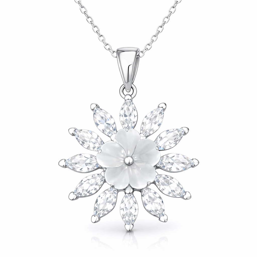 Gümüş Beyaz Manolya Çiçeği Kadın Kolye