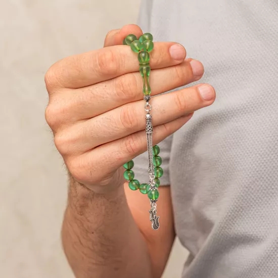 Gümüş Püsküllü Yeşil Yuvarlak Sıkma Kehribar Tesbih