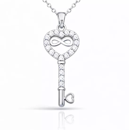 Gümüş Kalpli Sonsuzluk Anahtar Kadın Kolye