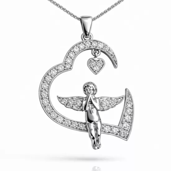 Gümüş Kalpli Melek Kadın Kolye