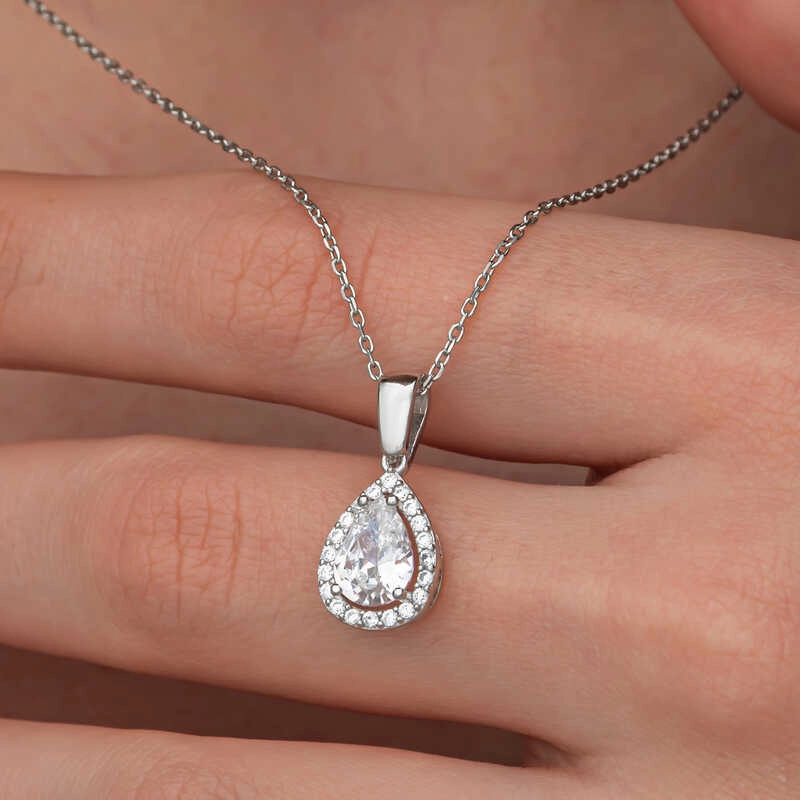 Gümüş Damla Beyaz Zirkon Taşlı Kadın Kolye